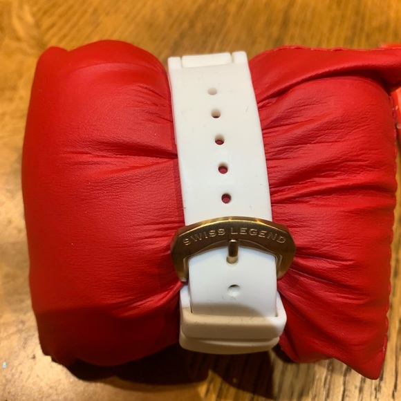 Swiss Legend watch - Picture 3 of 4